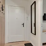 شقة Center 1 By Grand غدينيا